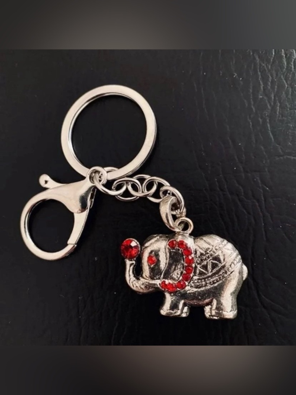 * Beautiful Elephant Red Crystal Bag Charm/Keychain NEW